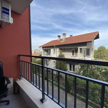 Nera Next To Paradise Mall Lozenetz * София