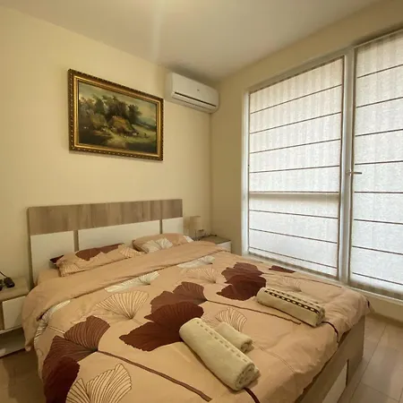 Nera Next To Paradise Mall Lozenetz Апартамент