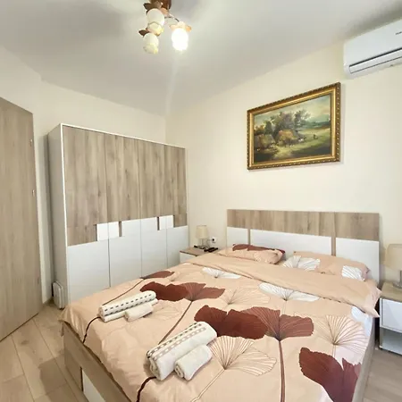 Nera Next To Paradise Mall Lozenetz Appartement